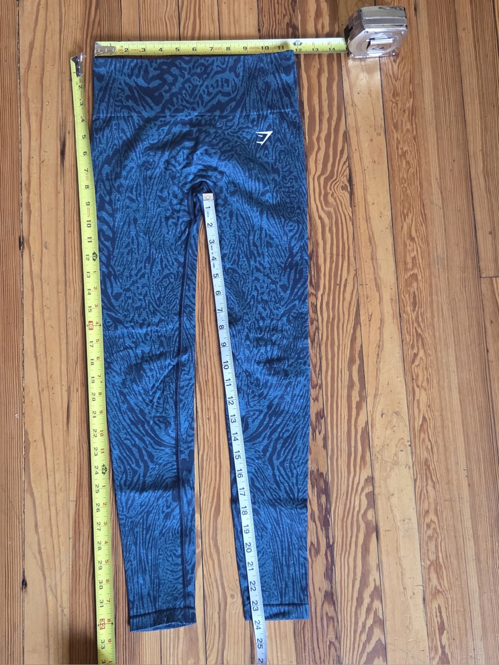 Gymshark Electric Blue Zebra Print Sports Bra & Leggings Set - Picture 10 of 11